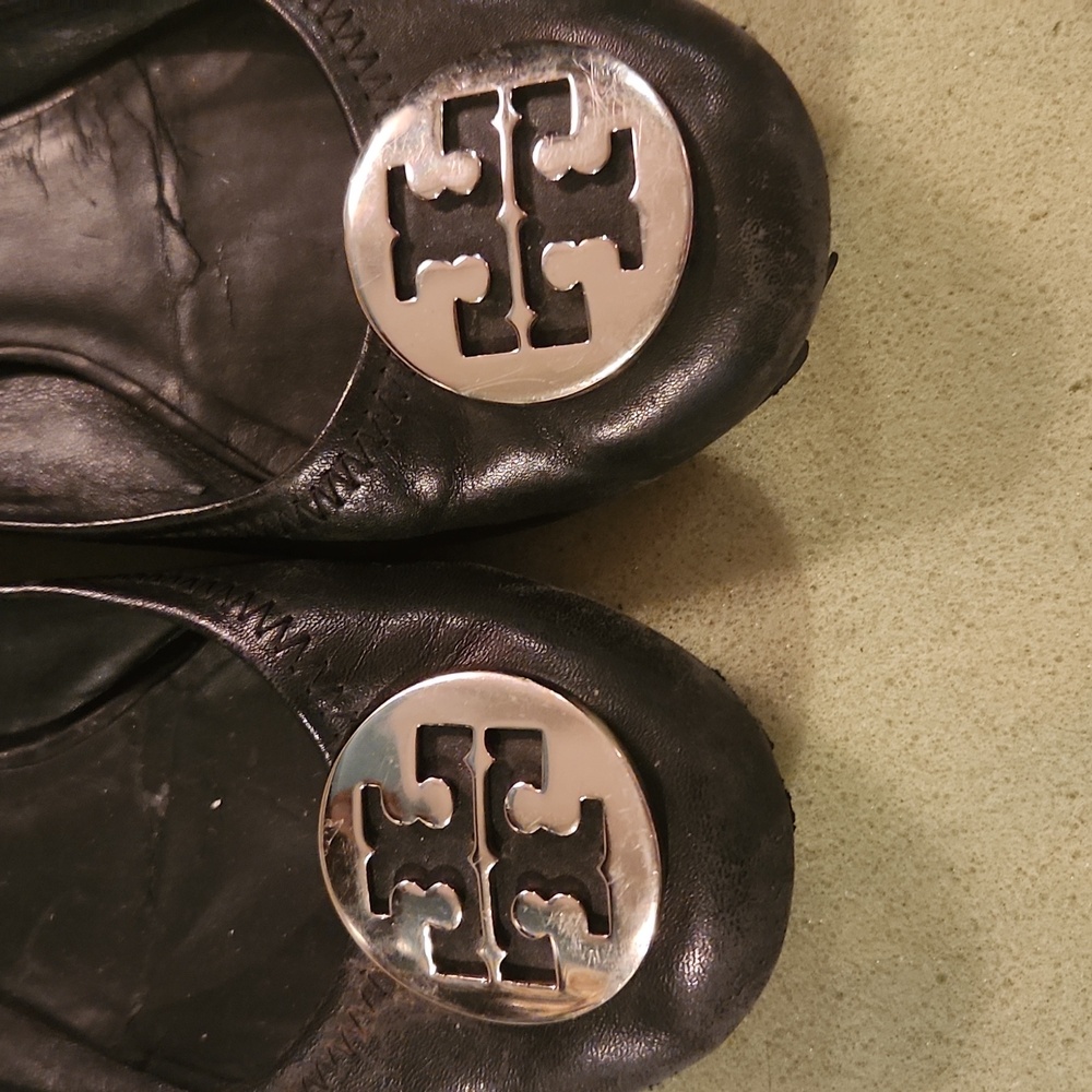 Tory Burch Minnie Travel Leather Ballet Flat Black and Silver size 7.5